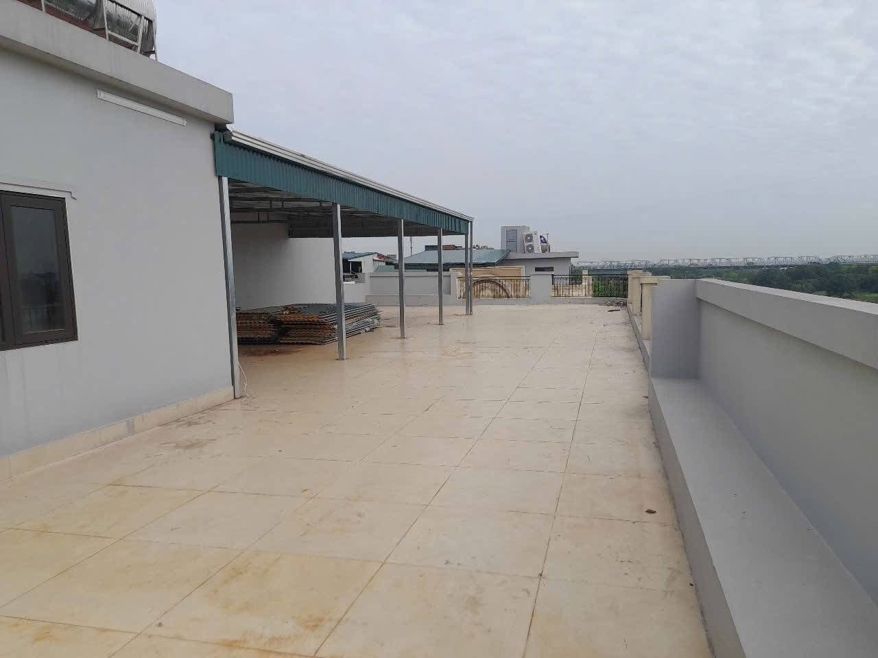 Cho thuê MBKD Tầng 3 Mặt Phố Chương Dương Độ, Hoàn Kiếm, 390m2, 60 Triệu - Ảnh 2